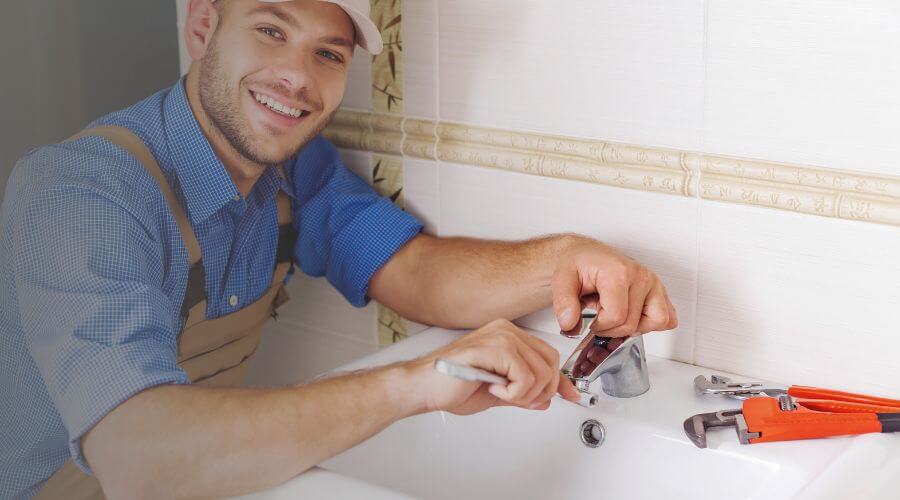 Kitchen Faucet Repair Service in Alamogordo, NM